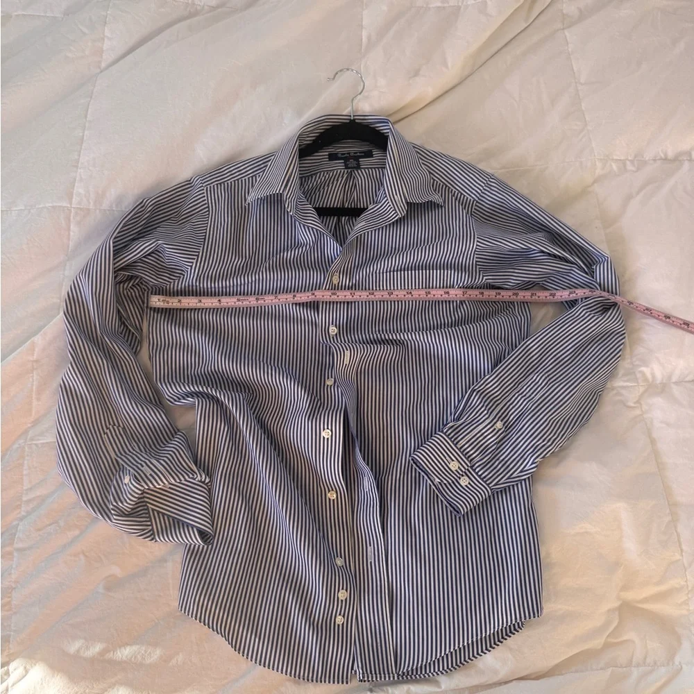 WoMen's Striped Blue button down shirt - Picture 2 of 4
